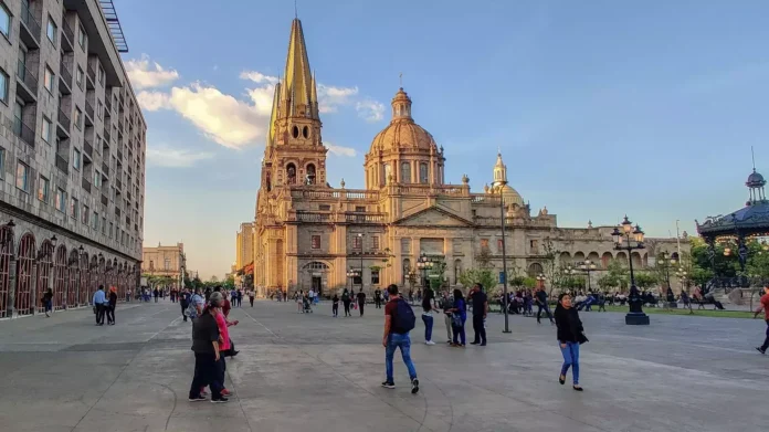 Lima a Guadalajara USD 173 ida y vuelta en Septiembre