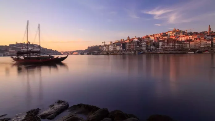 ¡Ultra barato! 393€ Buenos Aires a Oporto (Portugal) ida y vuelta Marzo 2026