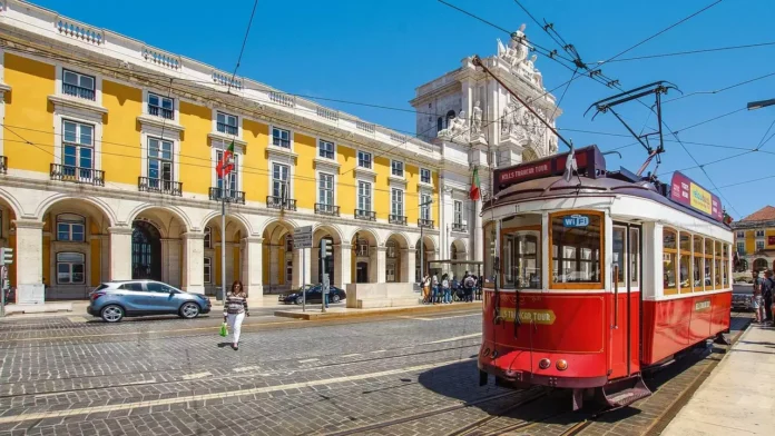 Vuelos solo ida de San Pablo a Lisboa desde 304€ en 2026